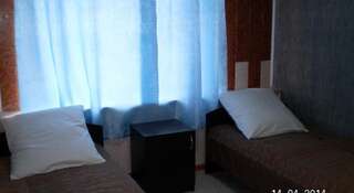 Хостел Нива Отель Тамбов Кровать в общем номере с 2 кроватями-2